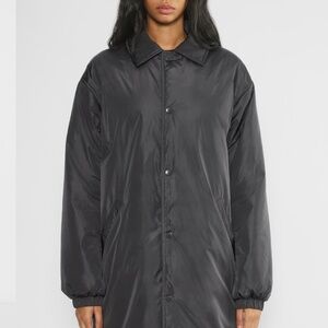 Aritzia Oversize Coaches Coat Size 3, New with Tags